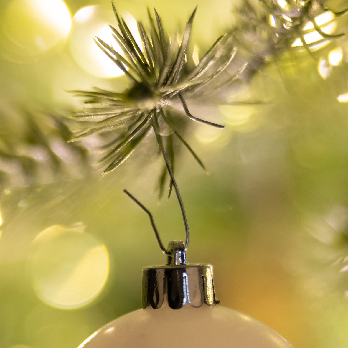 Colgantes de metal pra bolas de Navidad