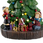 Árbol con decoración navideña y luces