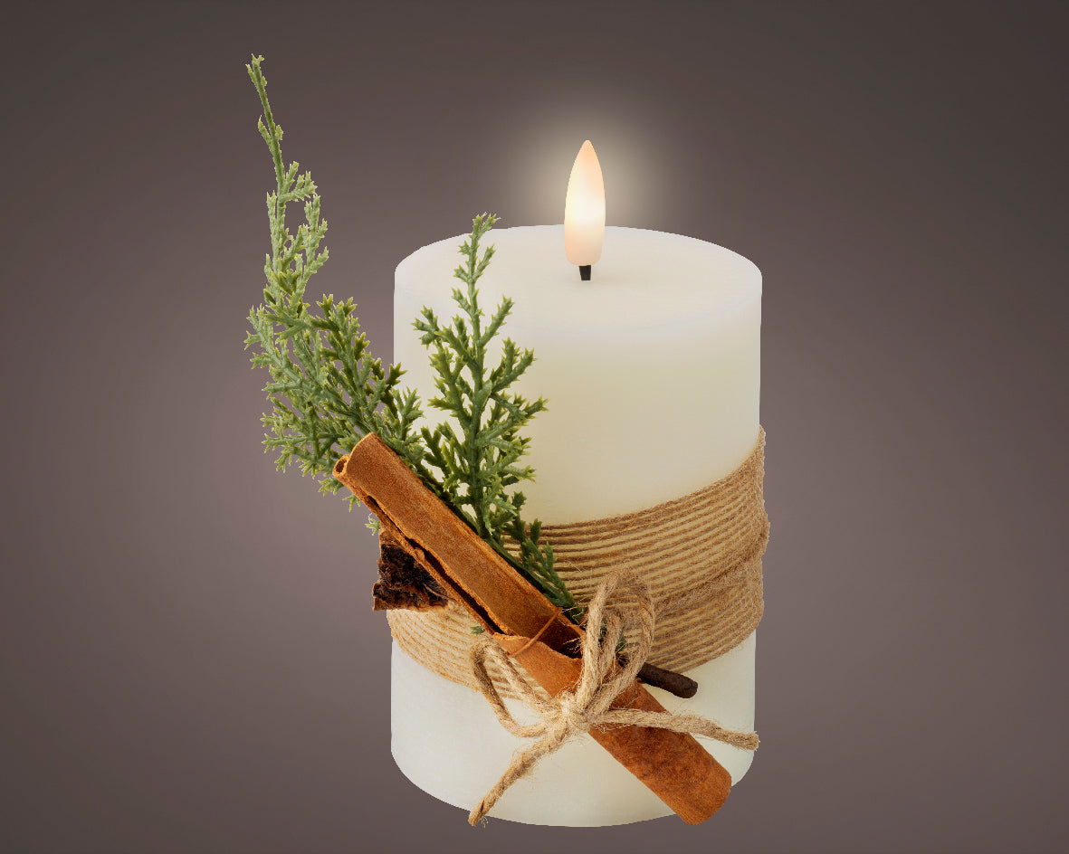 Vela de navidad LED decorada blanco crema con tacto a cera 13cm x dia8cm