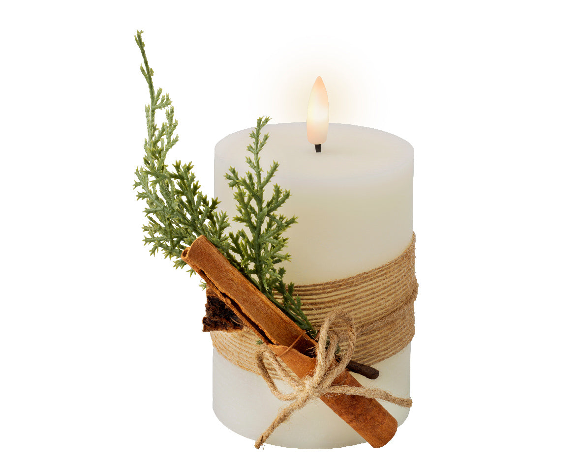 Vela de navidad LED decorada blanco crema con tacto a cera 13cm x dia8cm