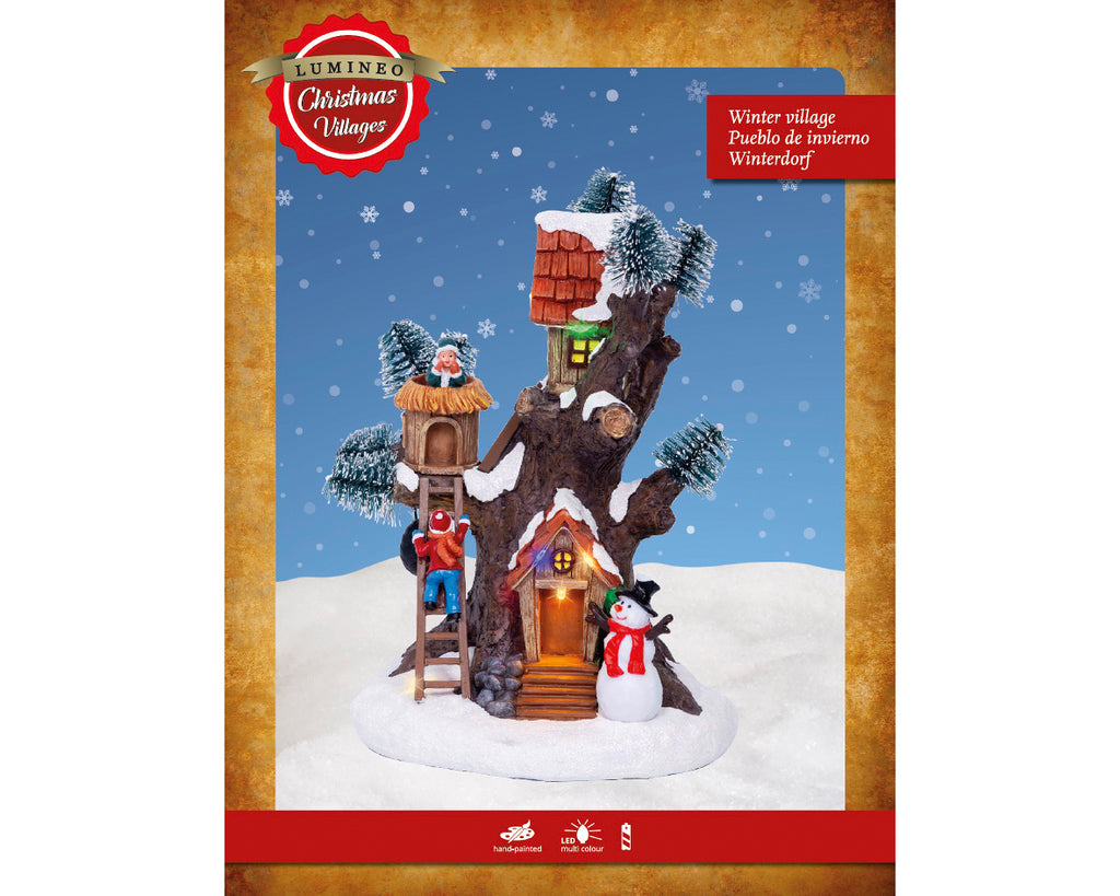 Casa en el arbol de navidad
