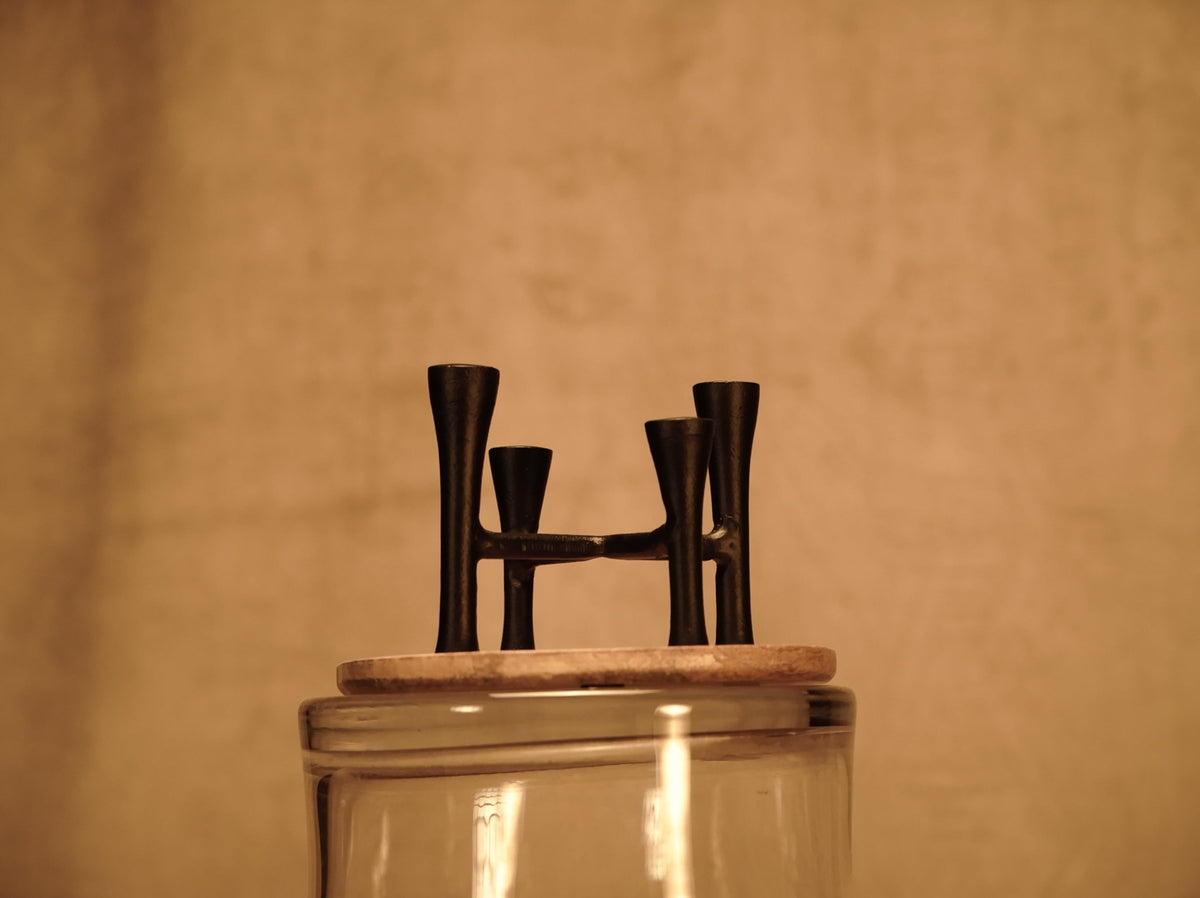 Candelabro de mesa de cuatro velas estilo Japandi